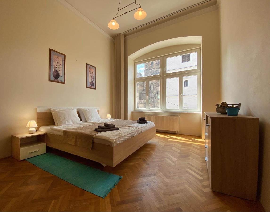 Luxury Vincents Apartments Košice Esterno foto