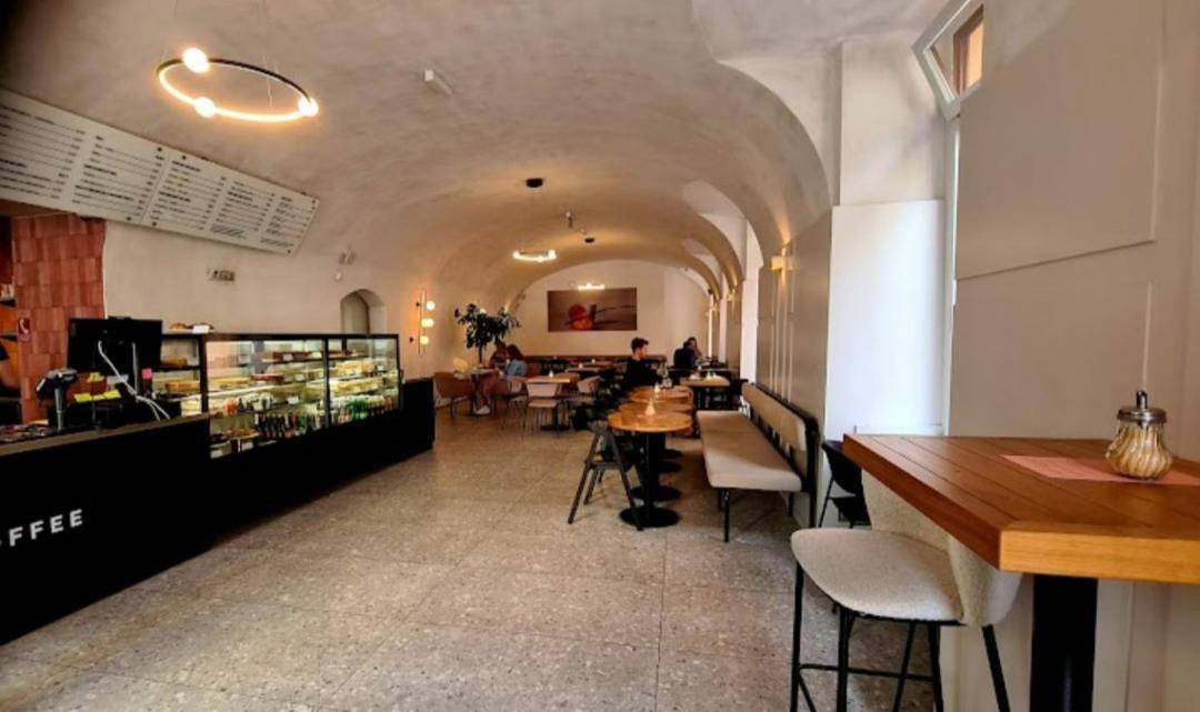 Luxury Vincents Apartments Košice Esterno foto