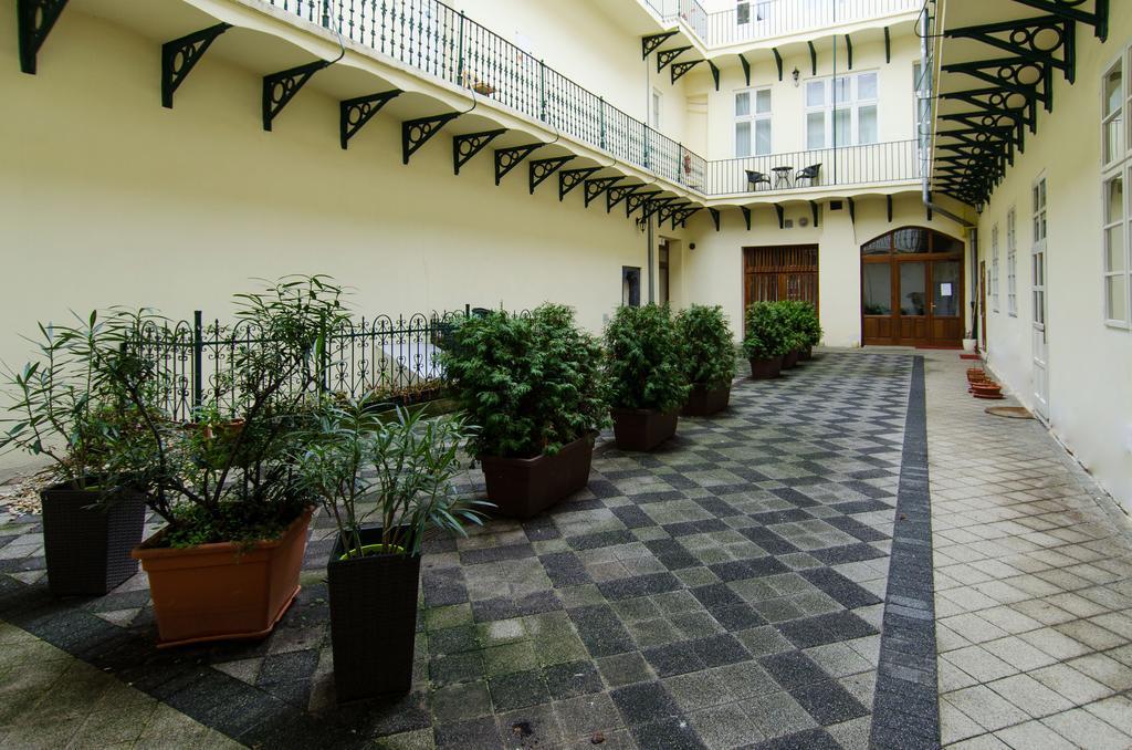 Luxury Vincents Apartments Košice Esterno foto