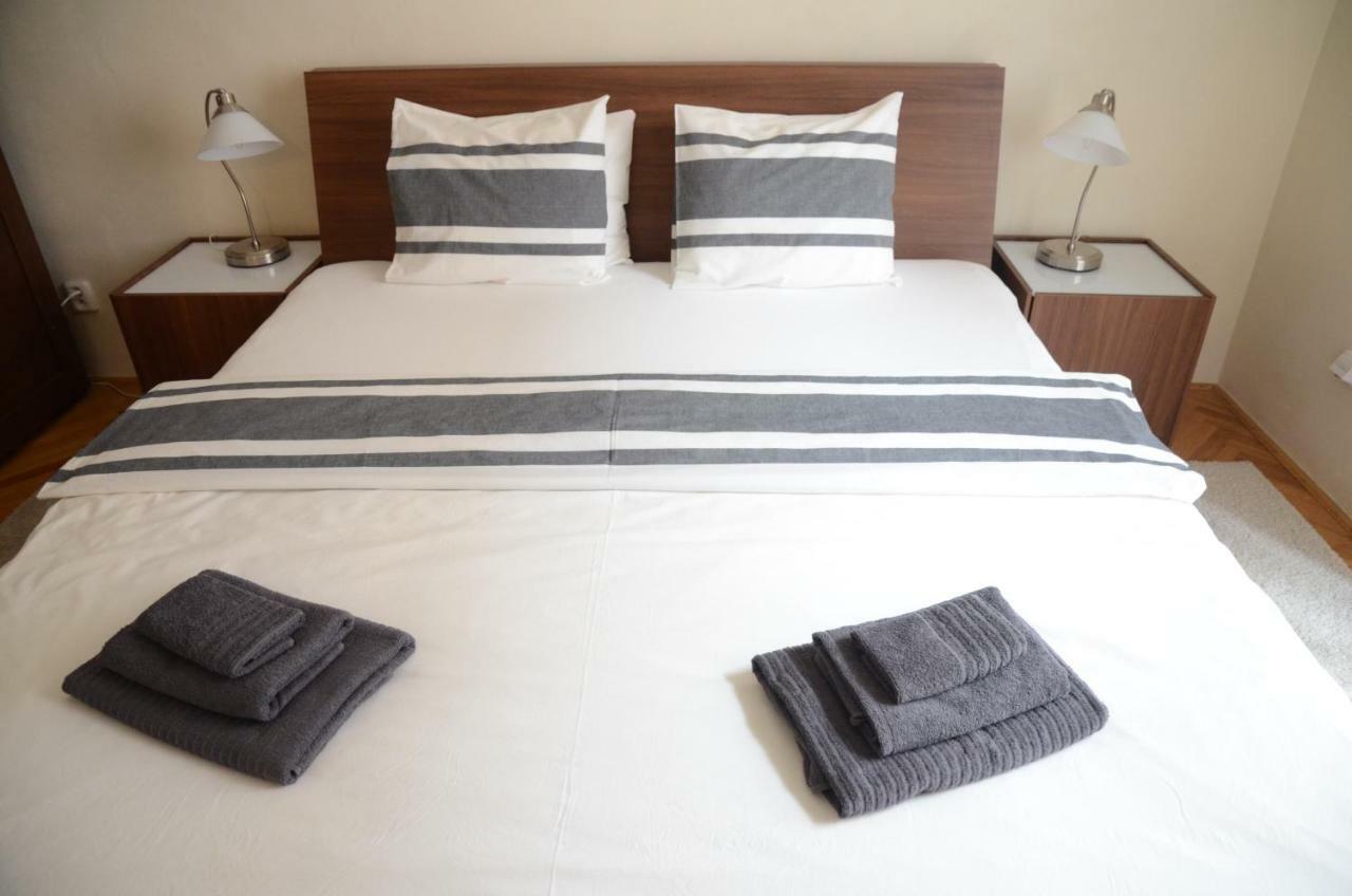 Luxury Vincents Apartments Košice Esterno foto