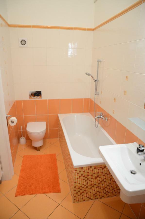 Luxury Vincents Apartments Košice Esterno foto